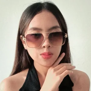 Kacamata Prada